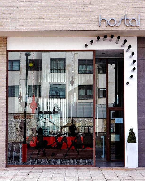 Hostal Averroes Бургос Экстерьер фото